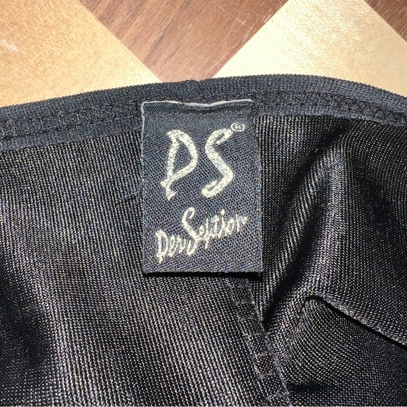 Vintage Black & White PerSeption Mini Dress with Criss Cross Detail size Large - Picture 5 of 6